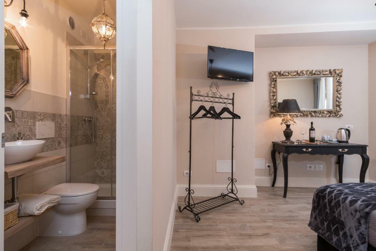 Pistoia Luxury Suite Exterior photo